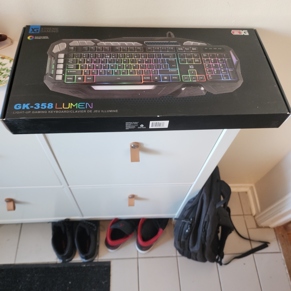GK-358 Lumen Light-Up Gaming Keyboard - Black